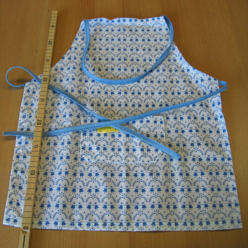 Schürze (Kinder) Baumwolle hellblau "Doppeltes Lottchen" (47x42)