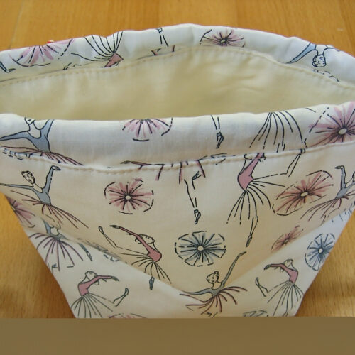 Kosmetikbeutel mit Zuziehbändern Baumwolle weiß mit Ballettmotiven