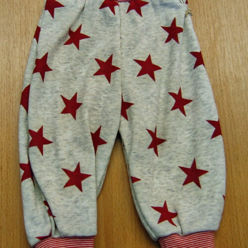 Kinderhose Jersey 74 rote Sterne auf grau