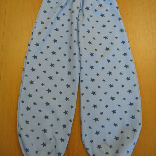 Kinderhose Jersey 98 graue Sterne auf hellblau